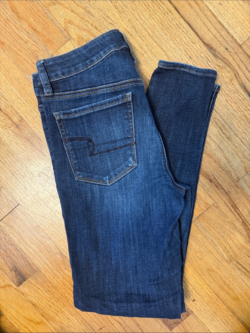American Eagle super stretch skinny hi-rise jegging size 6R